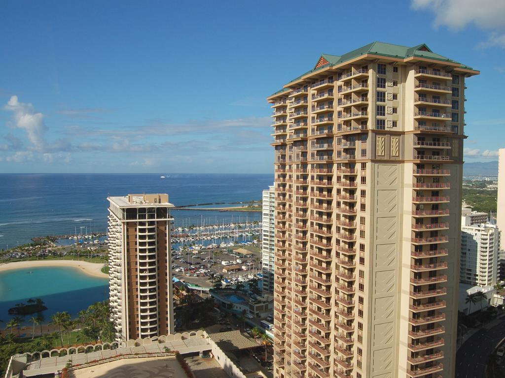 hilton grand waikikian vacations penthouse club honolulu timeshare hotel hawaii resale vacation village waikiki paradise hawaiian 2br check points ala